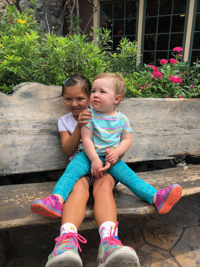 Avery with her cousin Marley at Knott's Berry Farm!